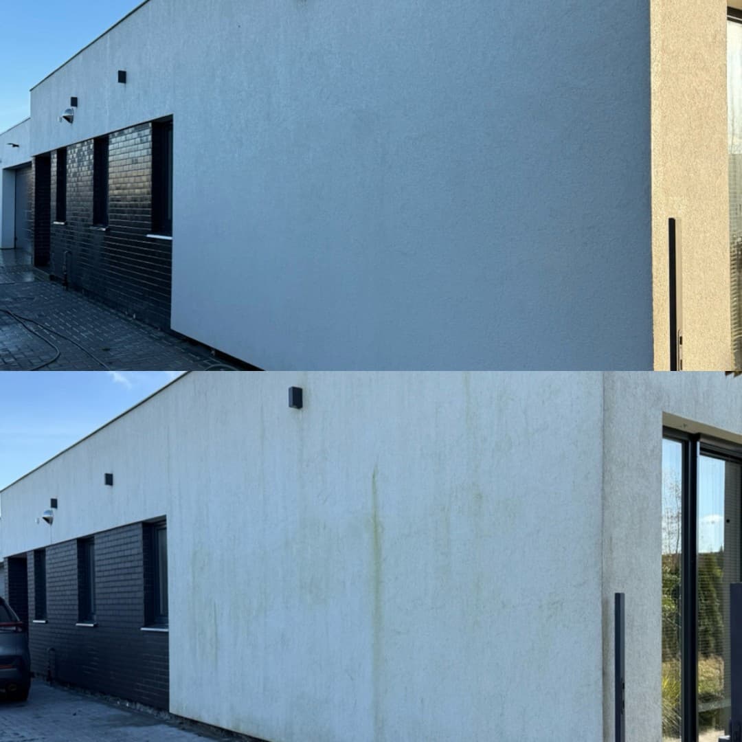 Nuosavo namo plovimas aukštu slėgiu nuo samanų